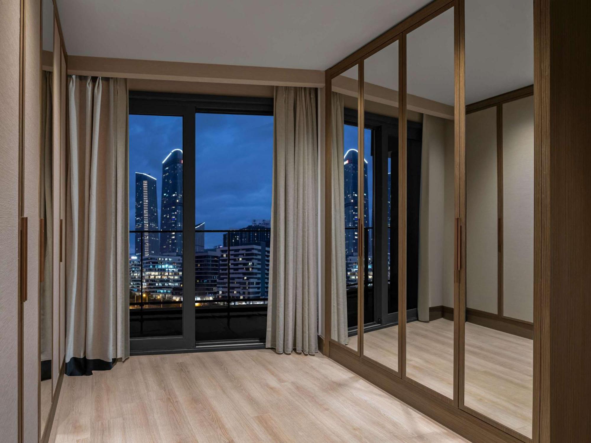 Moevenpick Living Istanbul Saklivadi Hotel ภายนอก รูปภาพ