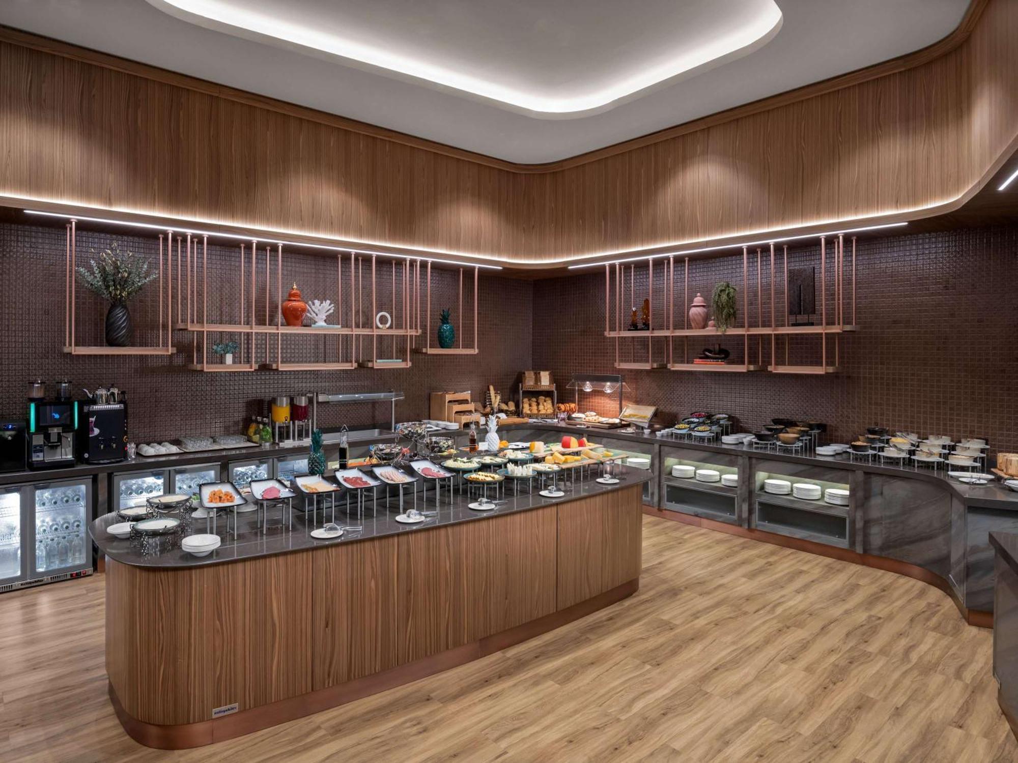 Moevenpick Living Istanbul Saklivadi Hotel ภายนอก รูปภาพ