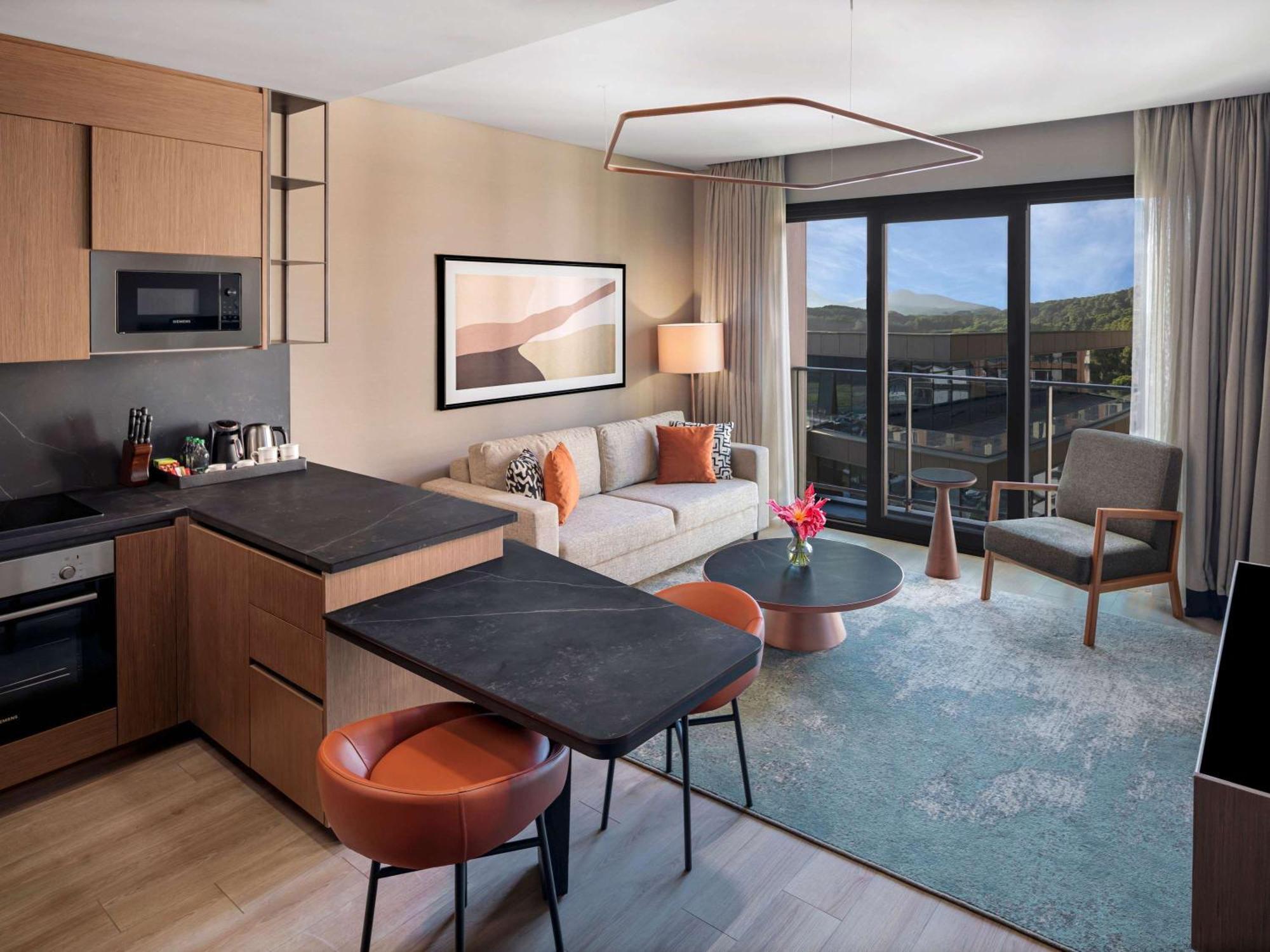 Moevenpick Living Istanbul Saklivadi Hotel ภายนอก รูปภาพ